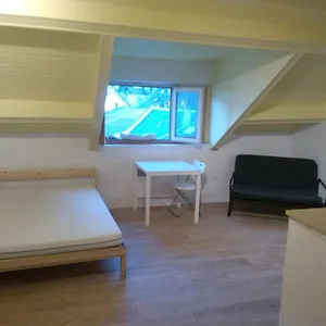 studio-center-bourg-doisans.hotels-rhonealpes.com/